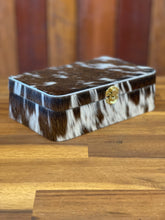 Load image into Gallery viewer, Jewellery Box - Cowhide King 01