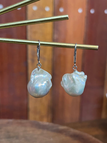 Earrings - Baroque Pearl - 300